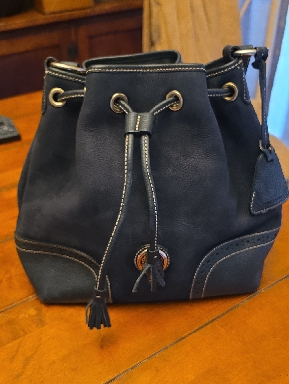 DOONEY & BOURKE | BUCKET BAG